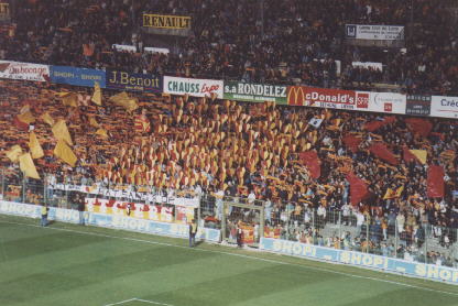 R.C. Lens -Bastia 1996/1997 (Tifo à droite du kop)